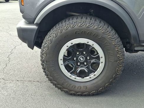 Certified 2023 Ford Bronco Big Bend w/ Sasquatch Package AWD/4WD image 33