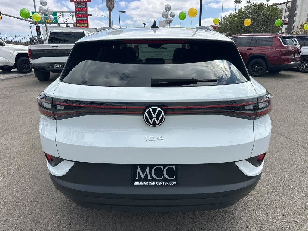 Used 2021 Volkswagen ID.4 Pro S w/ ID.4 Protection Package RWD image 12