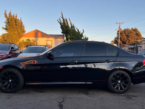 Used 2011 BMW 328i Sedan w/ Premium Pkg image 7