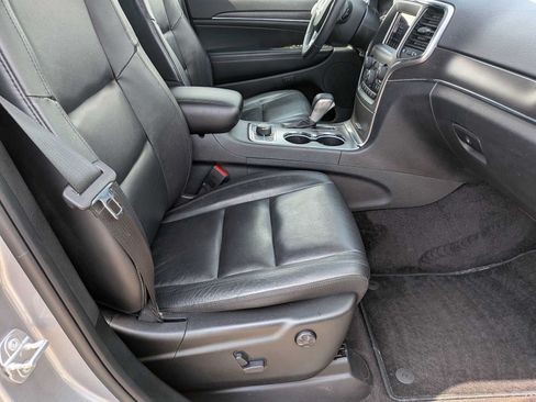 Certified 2018 Jeep Grand Cherokee Limited w/ Trailer Tow Group IV AWD/4WD image 20
