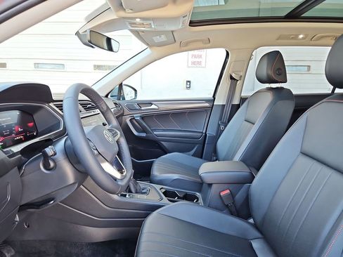 Used 2024 Volkswagen Tiguan Wolfsburg Edition image 22