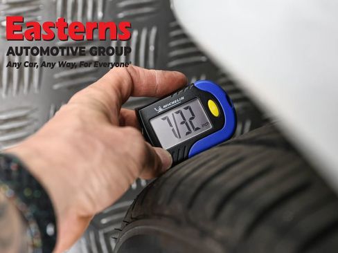 Used 2023 Tesla Model 3 Standard Range image 26