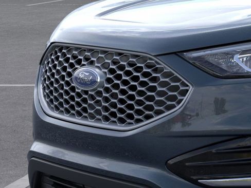 Used 2024 Ford Edge SEL w/ Convenience Package image 18