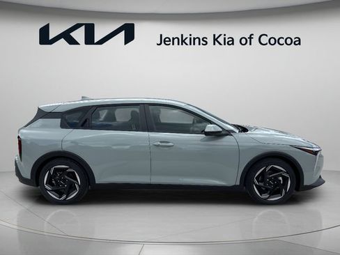 New 2026 Kia K4 EX FWD image 2