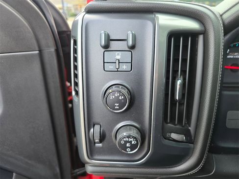 Used 2015 Chevrolet Silverado 3500 LTZ image 29