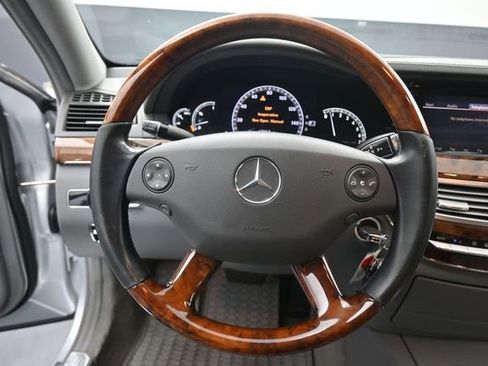 Used 2007 Mercedes-Benz S 550 image 7