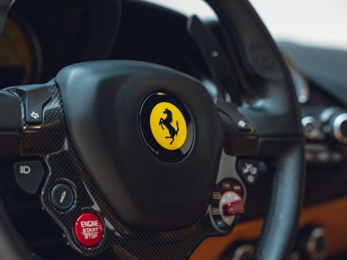 Used 2017 Ferrari 488 GTB RWD image 48