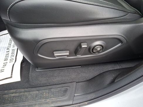 New 2025 Jeep Grand Cherokee Limited w/ Black Appearance Package image 30