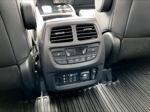 Used 2018 Honda Pilot Elite image 29