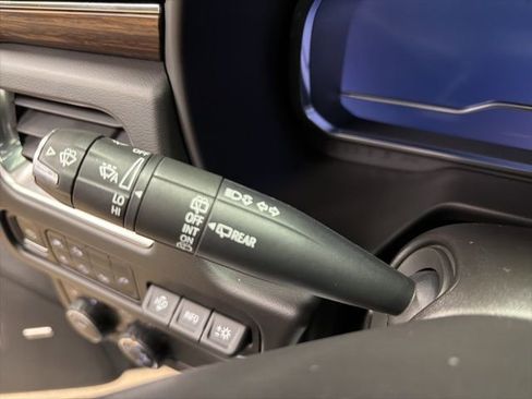 Used 2022 Chevrolet Tahoe High Country image 20