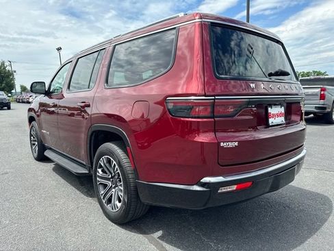 Used 2024 Jeep Wagoneer Series II AWD/4WD image 16