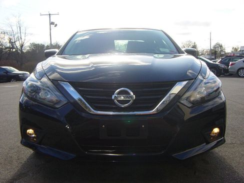 Used 2018 Nissan Altima 2.5 SR FWD image 2