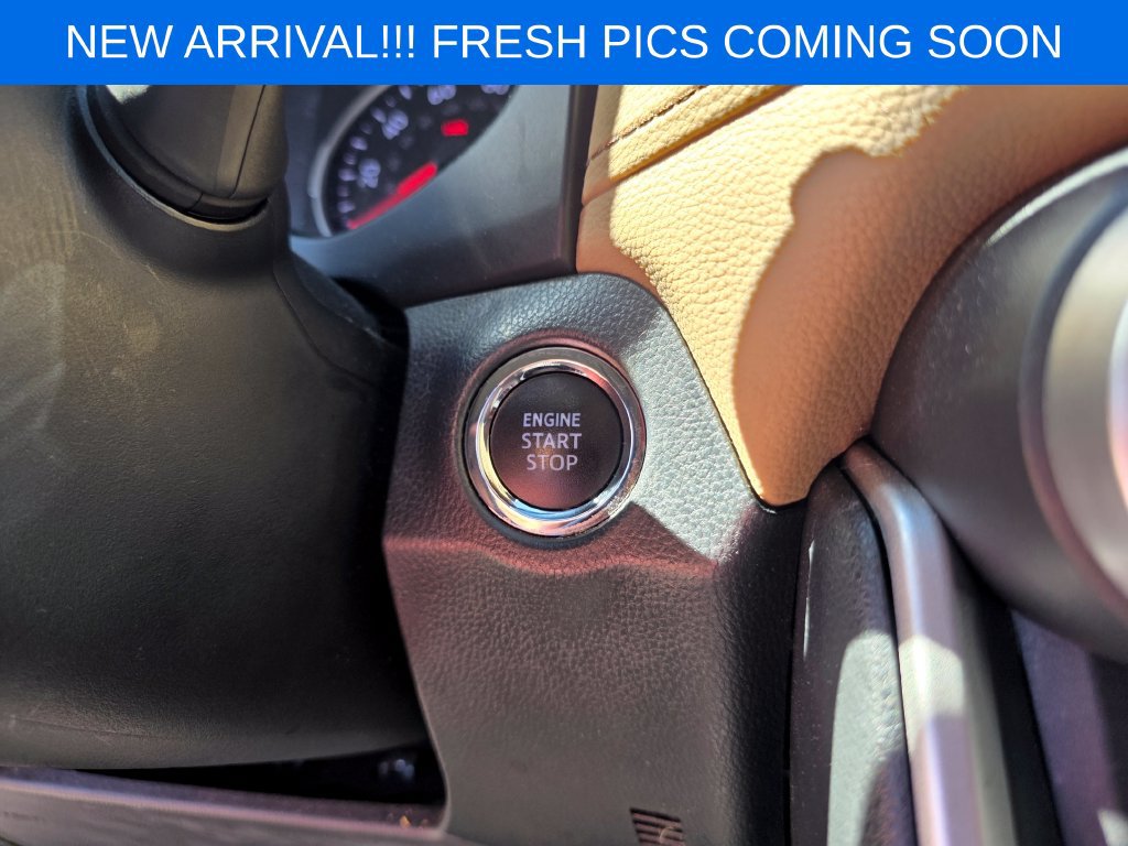 Used 2020 Toyota RAV4 XLE FWD image 12