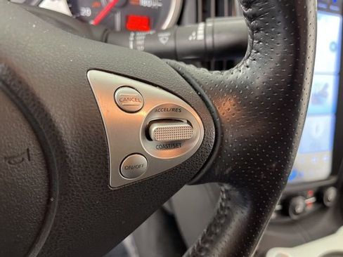 Used 2020 Nissan 370Z Coupe image 21