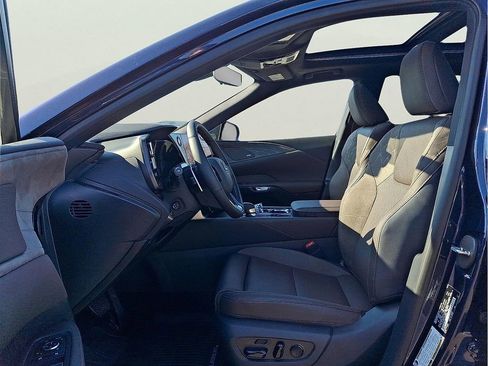 New 2026 Lexus RX 450h AWD image 7