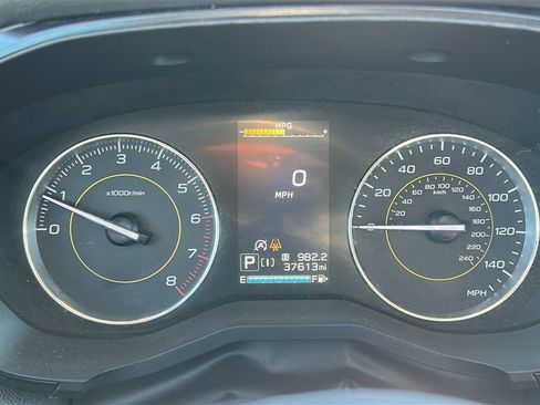 Used 2022 Subaru Crosstrek 2.5i Sport w/ Moonroof Package image 14