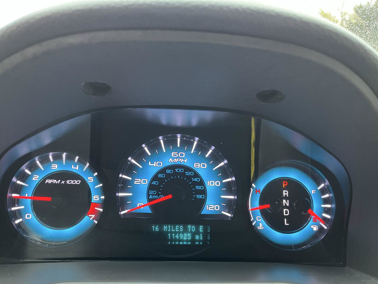 Used 2010 Ford Fusion SE FWD image 14