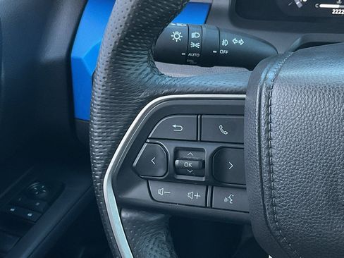 Used 2025 Toyota Tacoma TRD Off-Road image 21