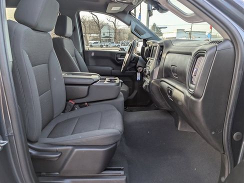 Used 2021 Chevrolet Silverado 1500 Custom w/ Safety Confidence Package image 12