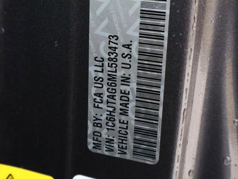 Used 2021 Jeep Gladiator Willys image 23