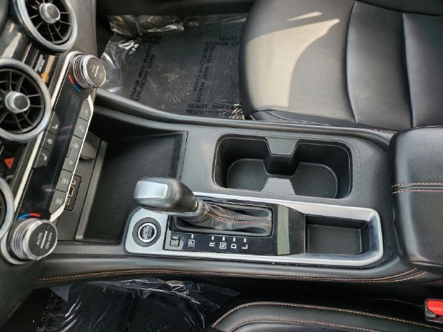 Used 2022 Nissan Sentra SR w/ SR Premium Package FWD image 15