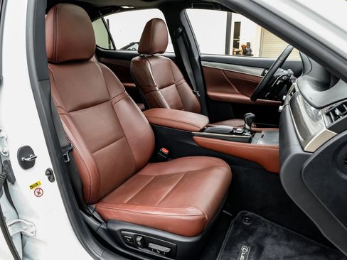 Used 2014 Lexus GS 350 image 40