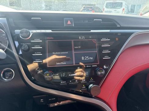 Used 2019 Toyota Camry XSE FWD image 28