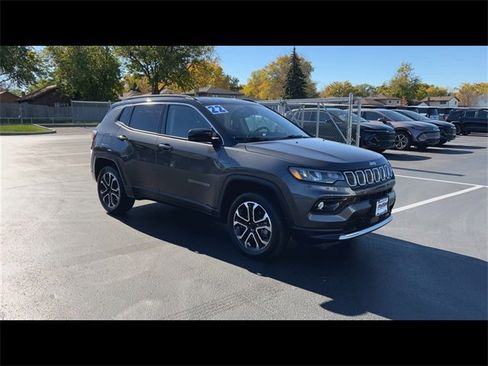 Used 2022 Jeep Compass Limited image 2