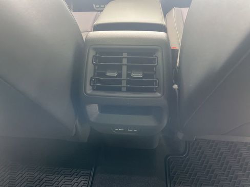 New 2026 Volkswagen Tiguan SE R-Line FWD image 36