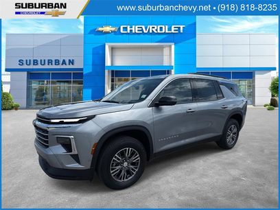 New 2025 Chevrolet Traverse LT w/ Enhanced Driving Package