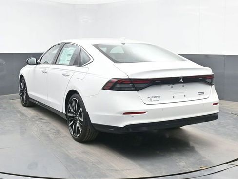 New 2026 Honda Accord Touring image 7