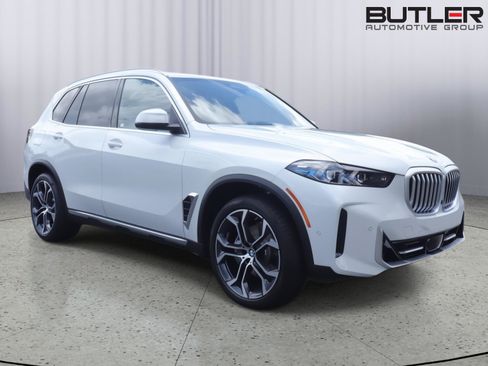 New 2026 BMW X5 sDrive40i w/ Climate Comfort Package RWD image 9