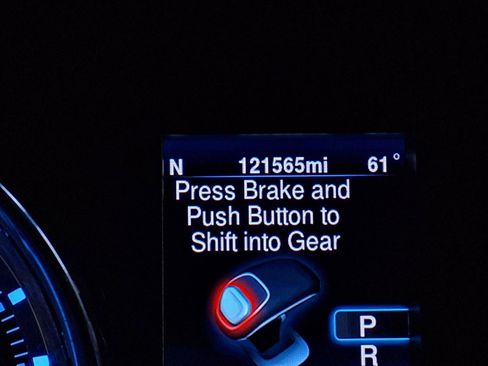 Used 2013 Chrysler 300 S w/ Luxury Group image 24