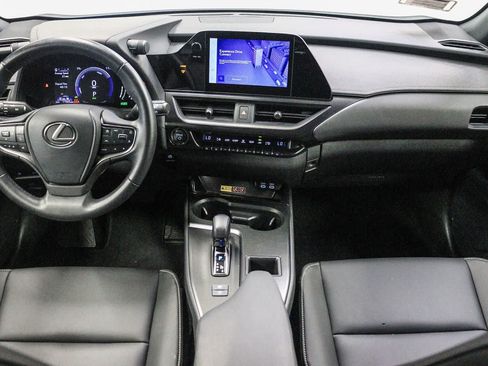 Certified 2025 Lexus UX 300h FWD w/ Accessory Package (Z2) image 13