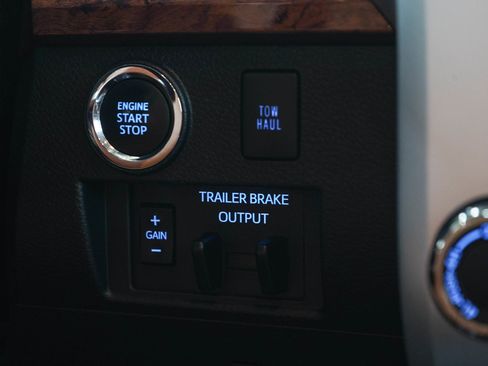 Used 2020 Toyota Tundra 1794 Edition AWD/4WD image 20