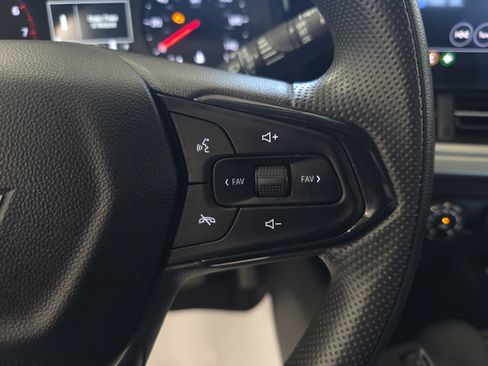 Used 2024 Chevrolet Trax LS FWD image 15