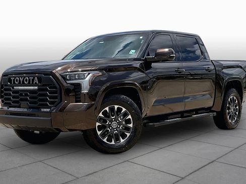 Used 2023 Toyota Tundra Limited AWD/4WD image 2