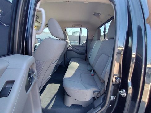Used 2020 Nissan Frontier SV RWD image 27