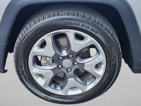 Used 2020 Jeep Compass Limited FWD image 23