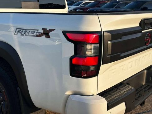 New 2026 Nissan Frontier Pro-X image 7