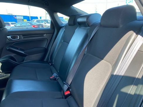 Used 2022 Honda Civic Sport image 14