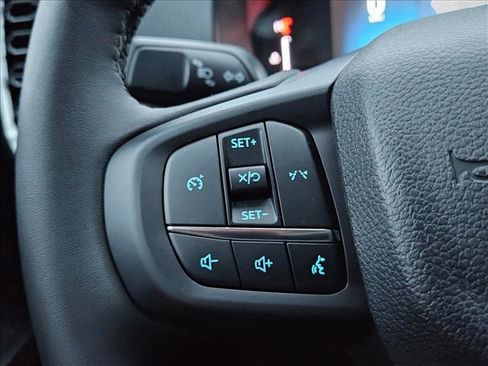 New 2025 Ford Ranger XLT w/ Equipment Group 301A High image 15