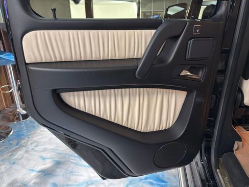 Used 2015 Mercedes-Benz G 550 image 12