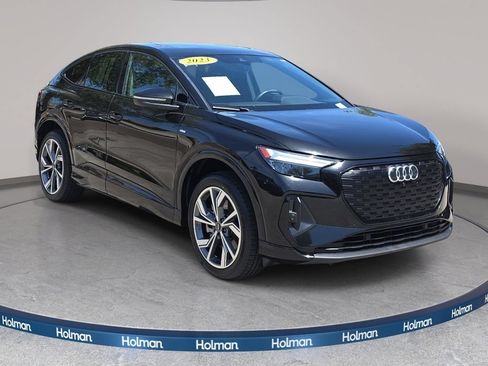 Used 2023 Audi Q4 e-tron Premium Plus w/ Premium Plus AWD/4WD image 4