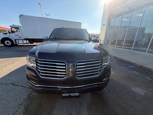 Used 2015 Lincoln Navigator L 2WD image 6