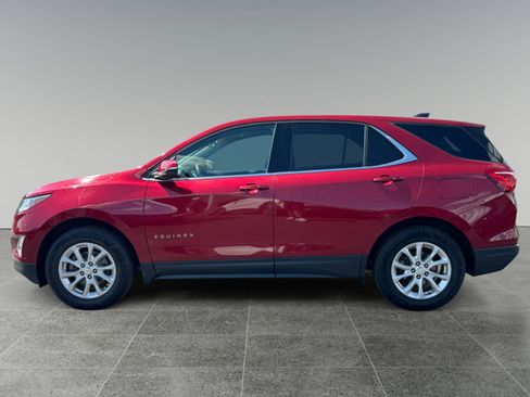 Used 2018 Chevrolet Equinox LT AWD/4WD image 2