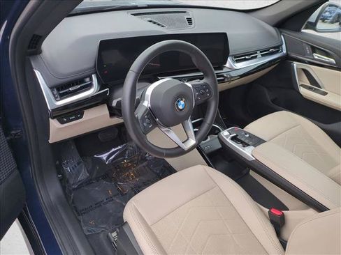Used 2023 BMW X1 xDrive28i w/ Convenience Package AWD/4WD image 10