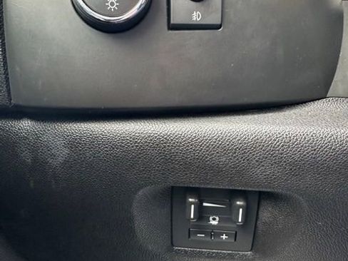 Used 2009 Chevrolet Silverado 1500 LT w/ Power Pack Plus AWD/4WD image 30