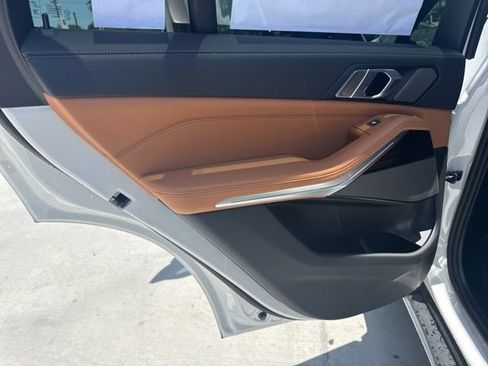 New 2026 BMW X5 sDrive40i w/ Premium Package RWD image 14