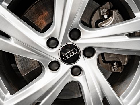 Certified 2025 Audi A5 2.0T Premium Plus w/ Premium Plus image 8